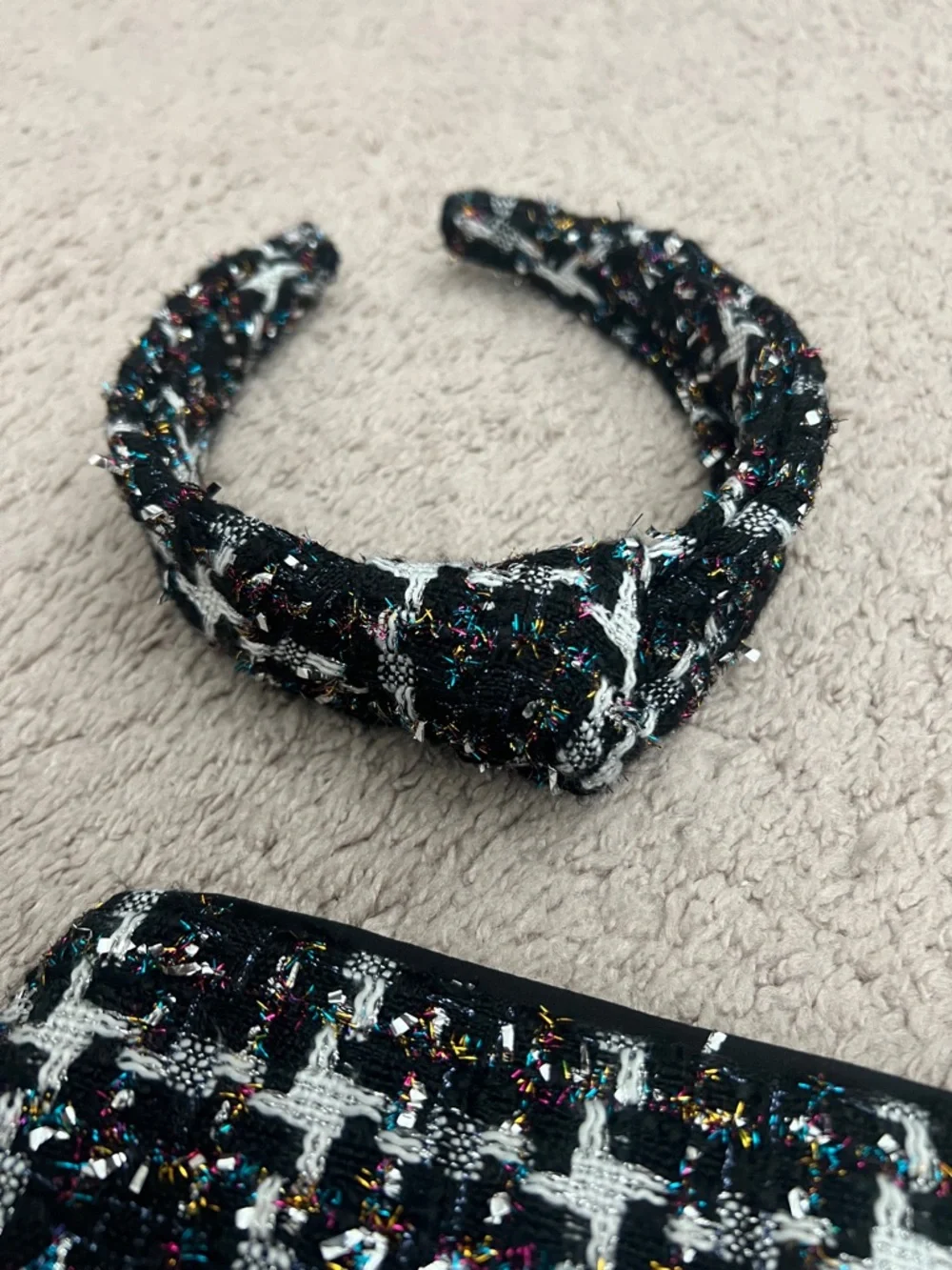 Black & White Tweed Skirt Set with Matching Headband and Pouch - Picture 3 of 6